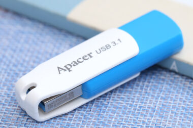 USB 3.1 16 GB Apacer AH356 Quà Công Nghệ