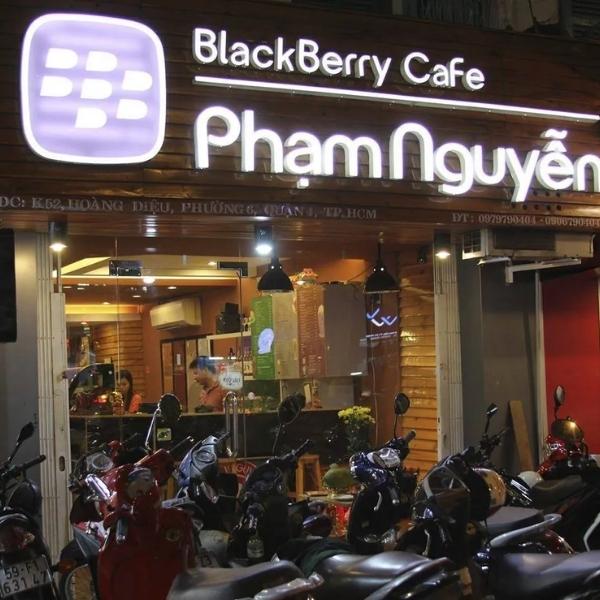 8. Blackberry Cafe
