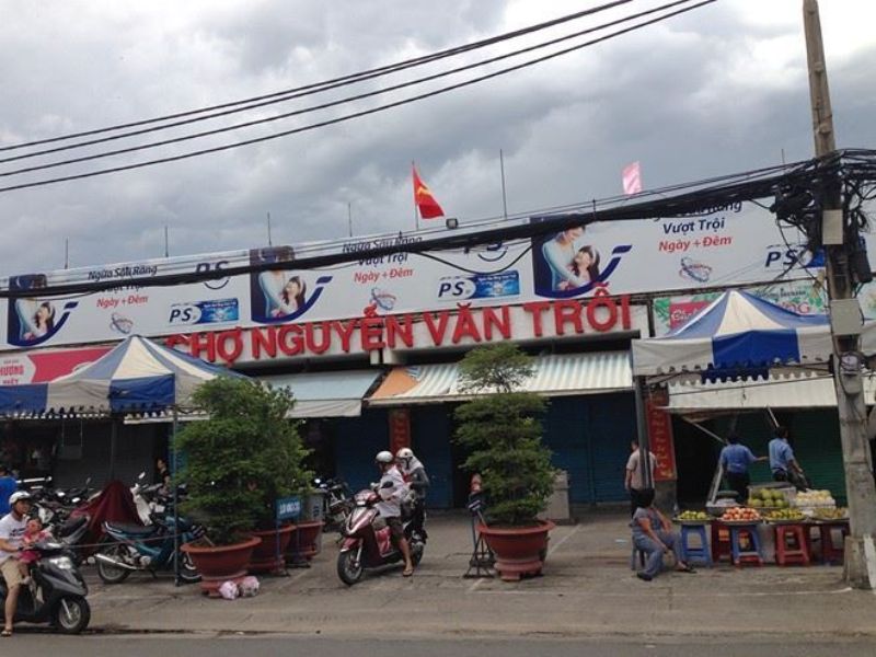 Chợ Nguyễn Văn Trỗi