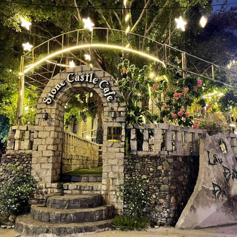 Quán Delima Stone Castle – Nơi Cung Cấp Cafe Chill Sài Gòn