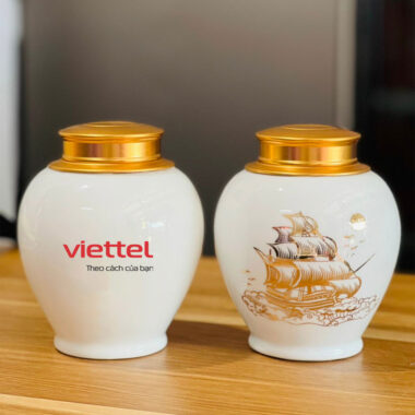 Hũ trà trắng vẽ vàng thuyền buồm in logo Viettel ATILGMK52