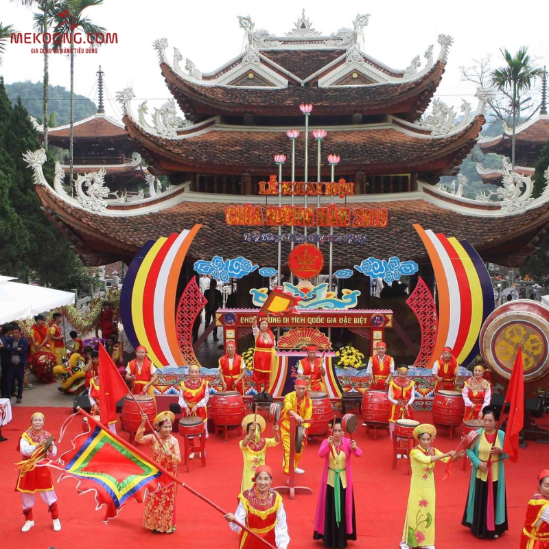Lễ hội chùa Hương là gì